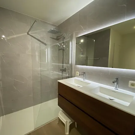 Apartment In With Balcony Nieuwpoort