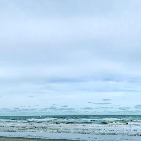 In By Sandy Beaches Appartamento *